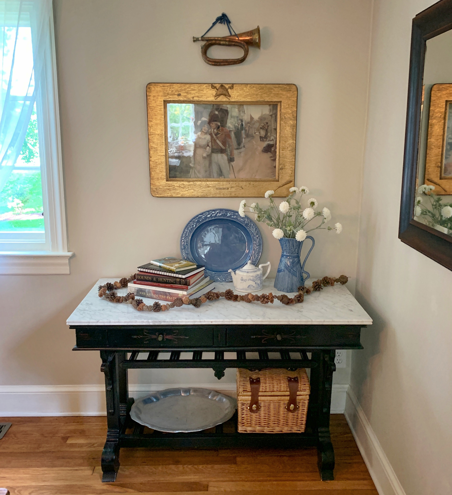 A vignette in the dining room...