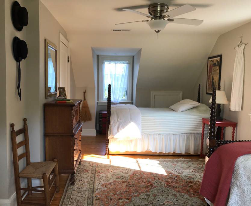 The second bedroom sleeps as many as four with trundles beneath each twin.