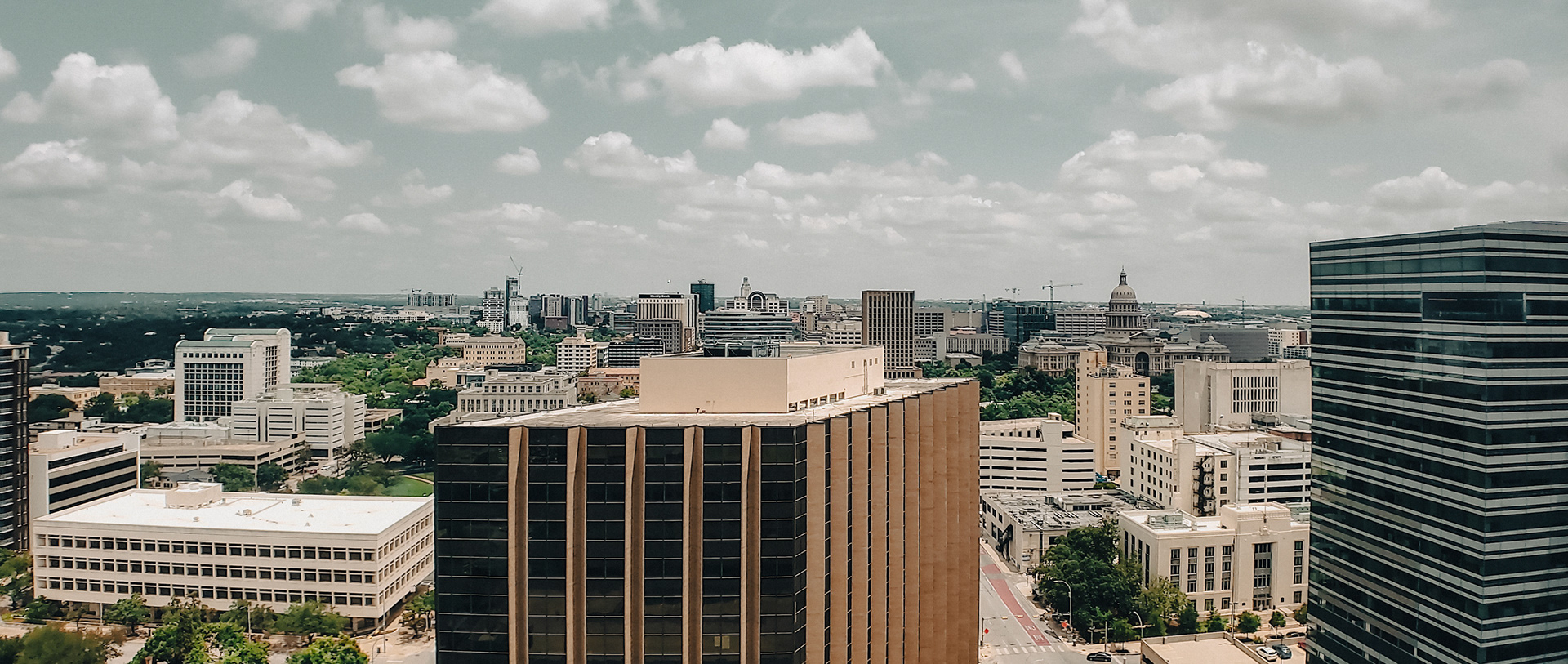 FLASH=Off;MOMENT_LENS=ANAMORPHIC