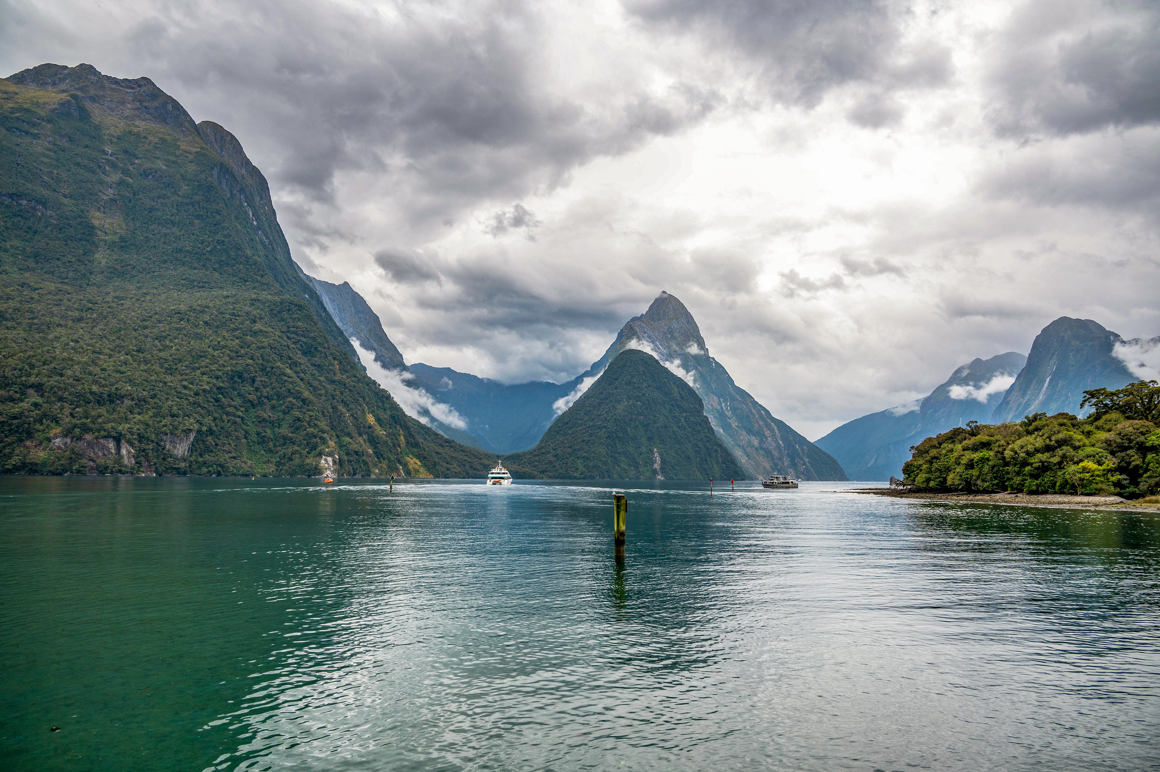 Milford sound-New Zealand