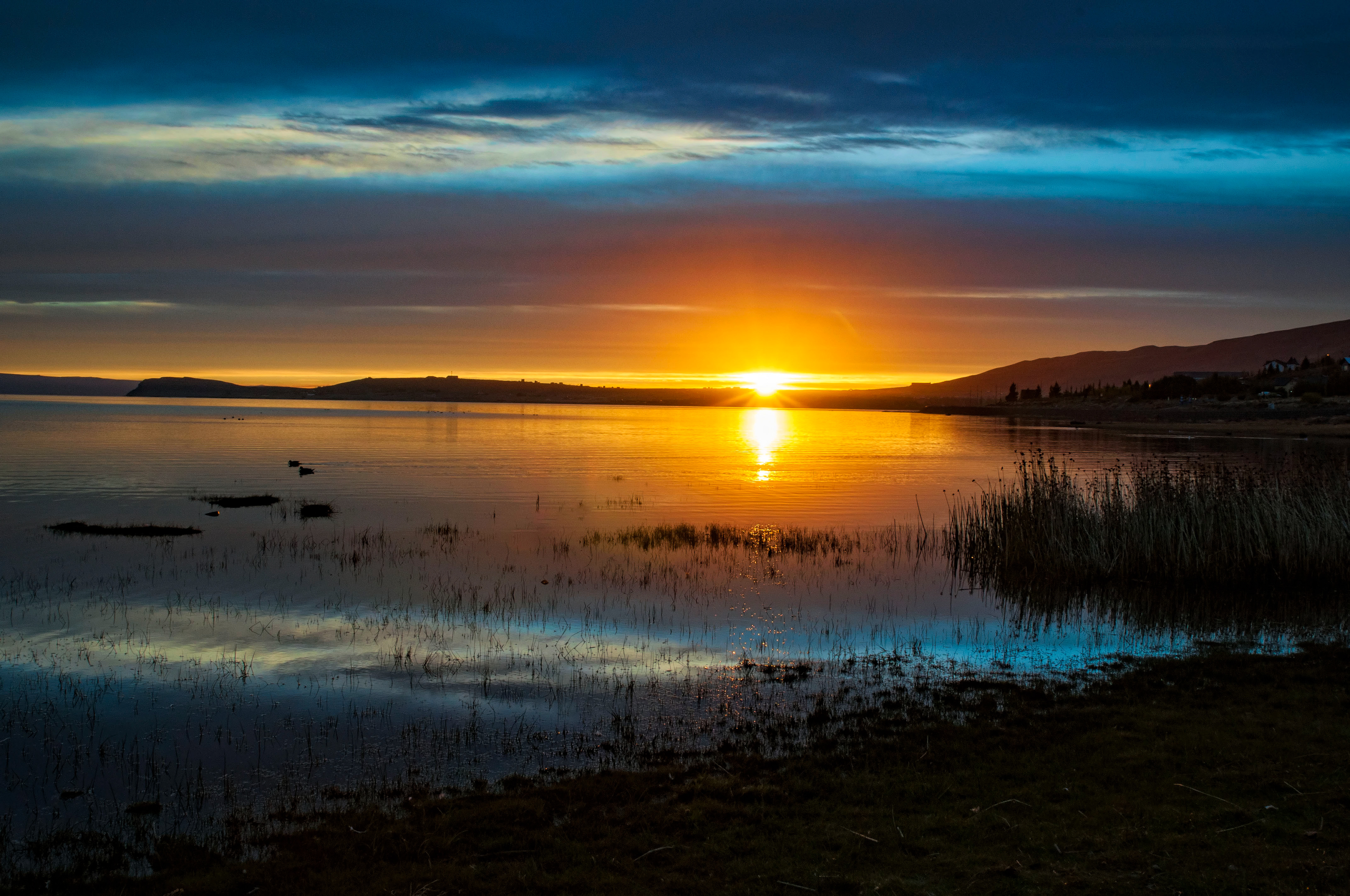 Sunrise at Lago Argentina-El Calafate