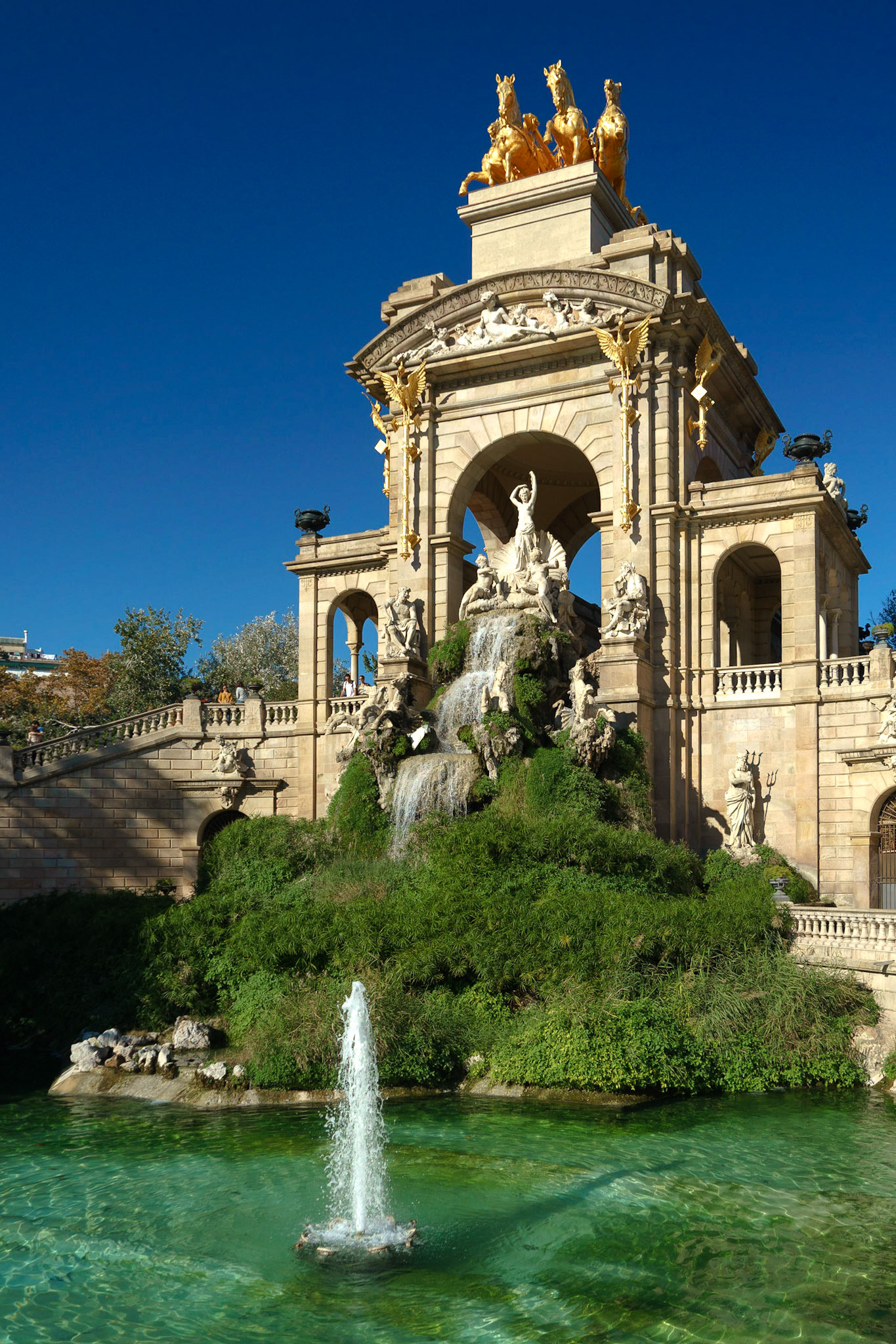 Barselona'daki Park de la Ciutadella'da yer alan Cascada (Şelale) Çeşmesi.