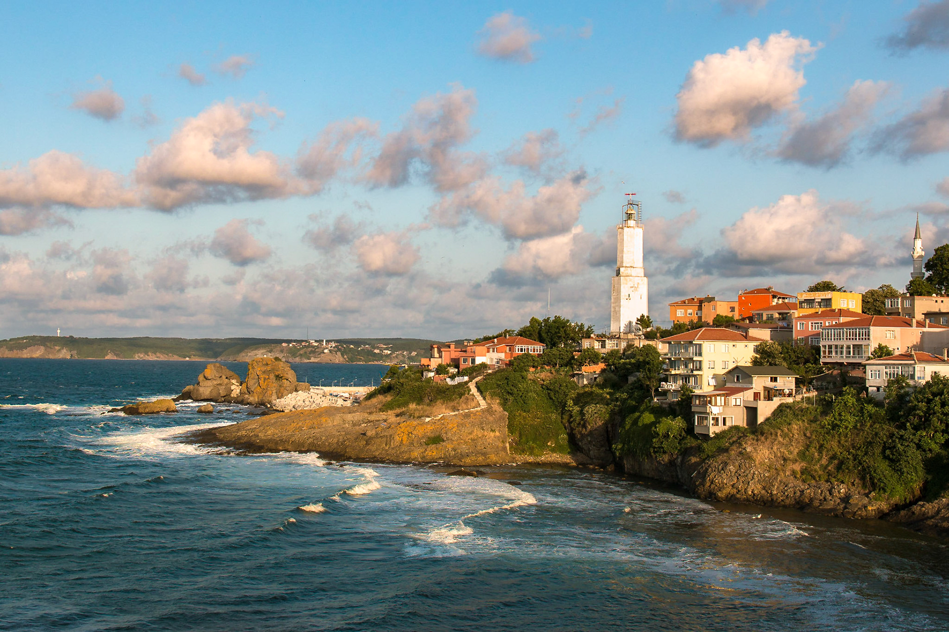 İstanbul'un en kuzey ucunda bulunan Rumelifeneri'nde gün batımı.