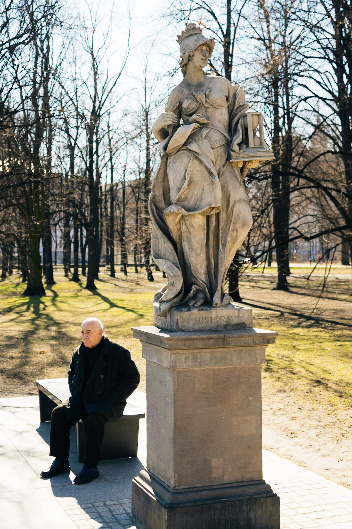 Varşova'nın en eski parkı olan ve 17. yüzyılda açılan Sakson Bahçelerinden bir manzara.