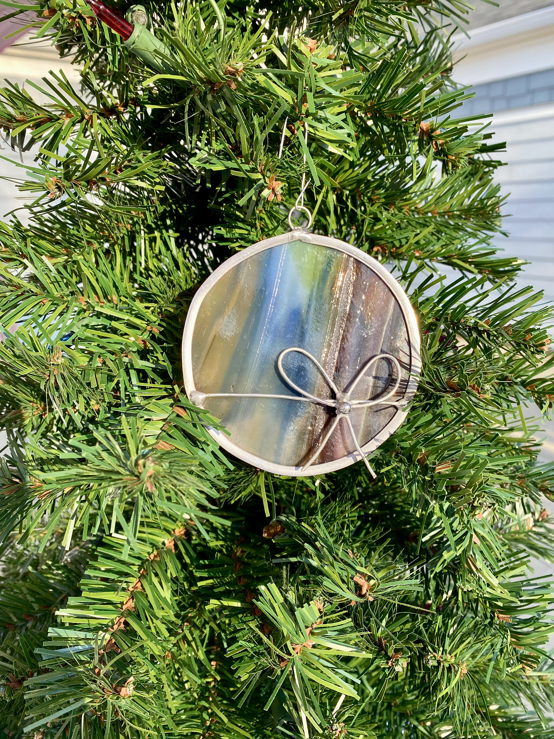 Vintage Glass Bow