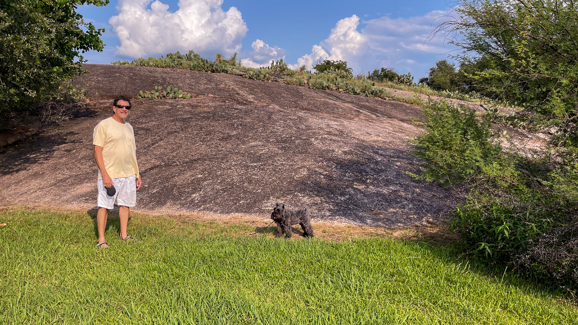 Short hike at Sunset Point RV park