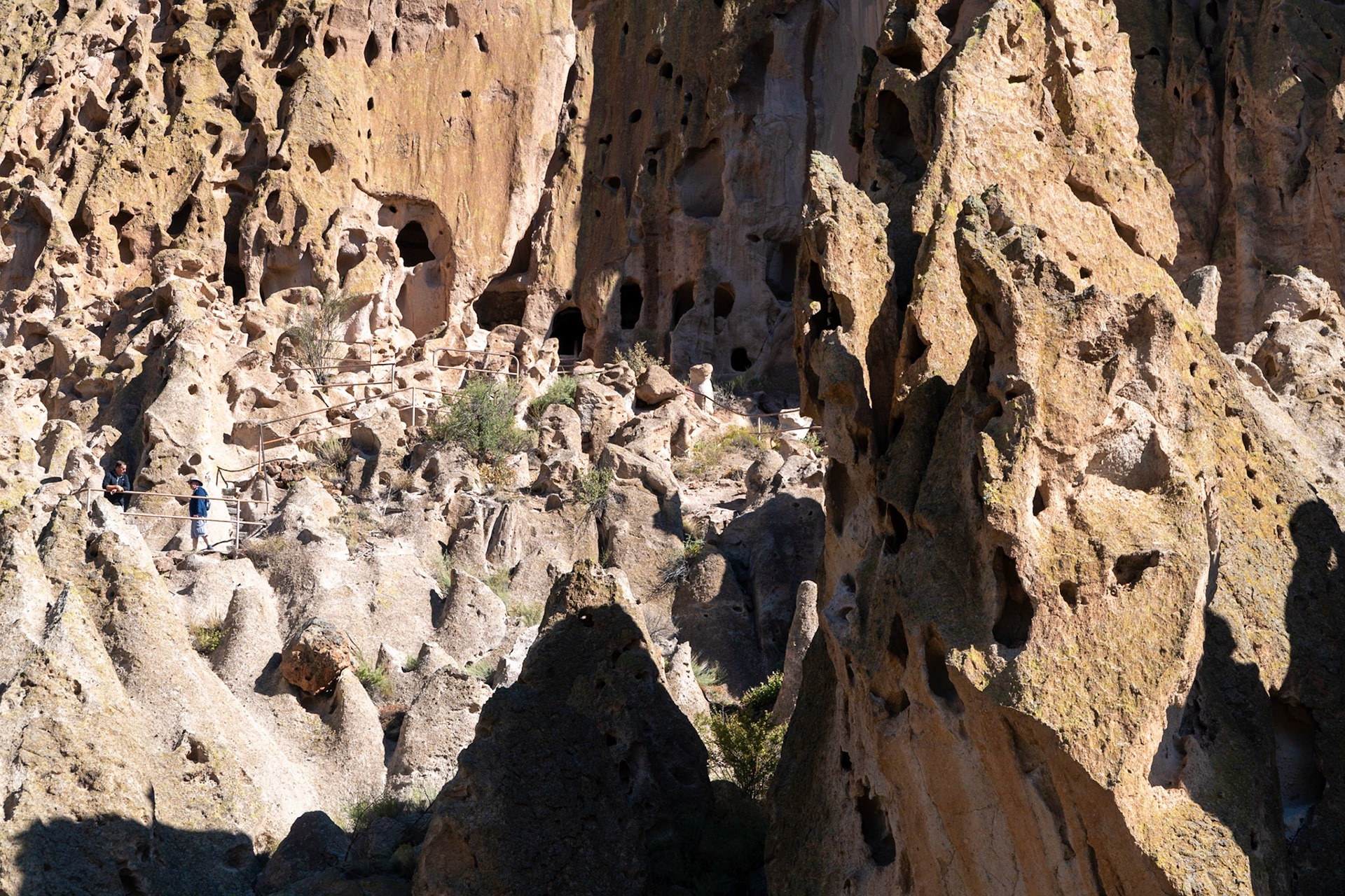 Anasazi made their homes in the cliffs
