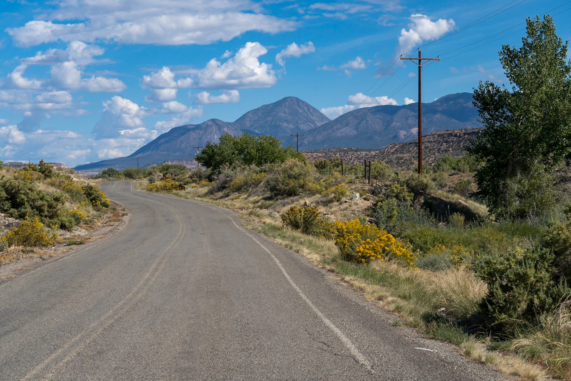 One road was a curvy 30 miles on the way from Hovenweep