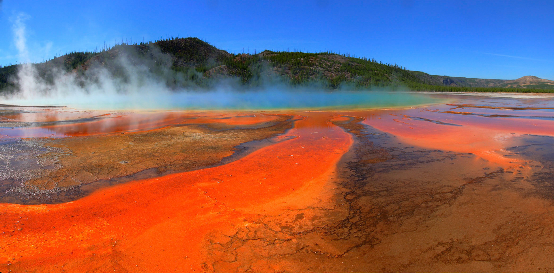 Grand Prismatic Spring panorama