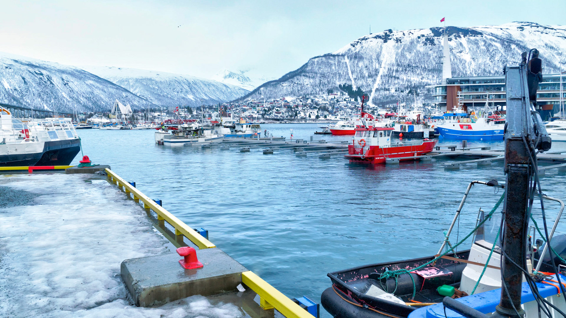Wharf behind the Polar Museum