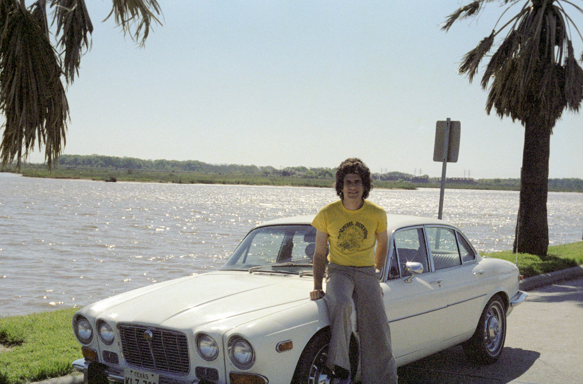 Jaguar XJ6 in Miami