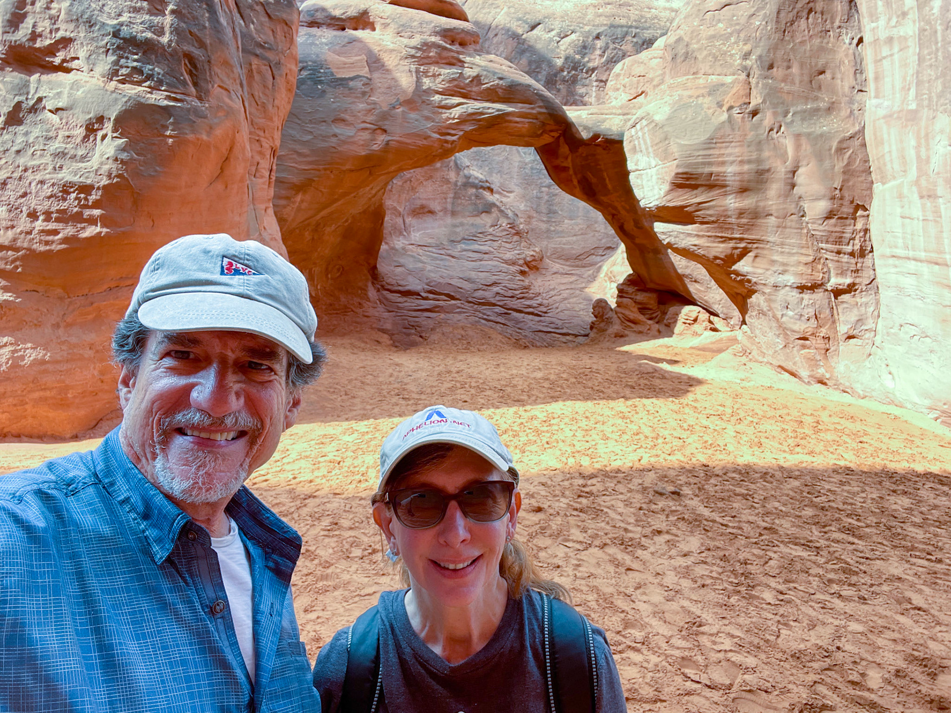 Sand Dunes Arch