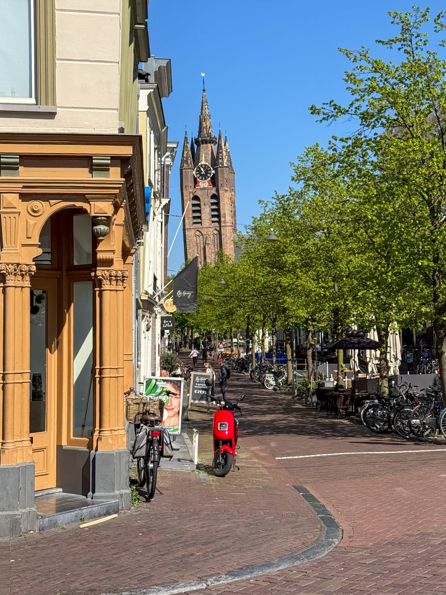 Our walk thru Delft