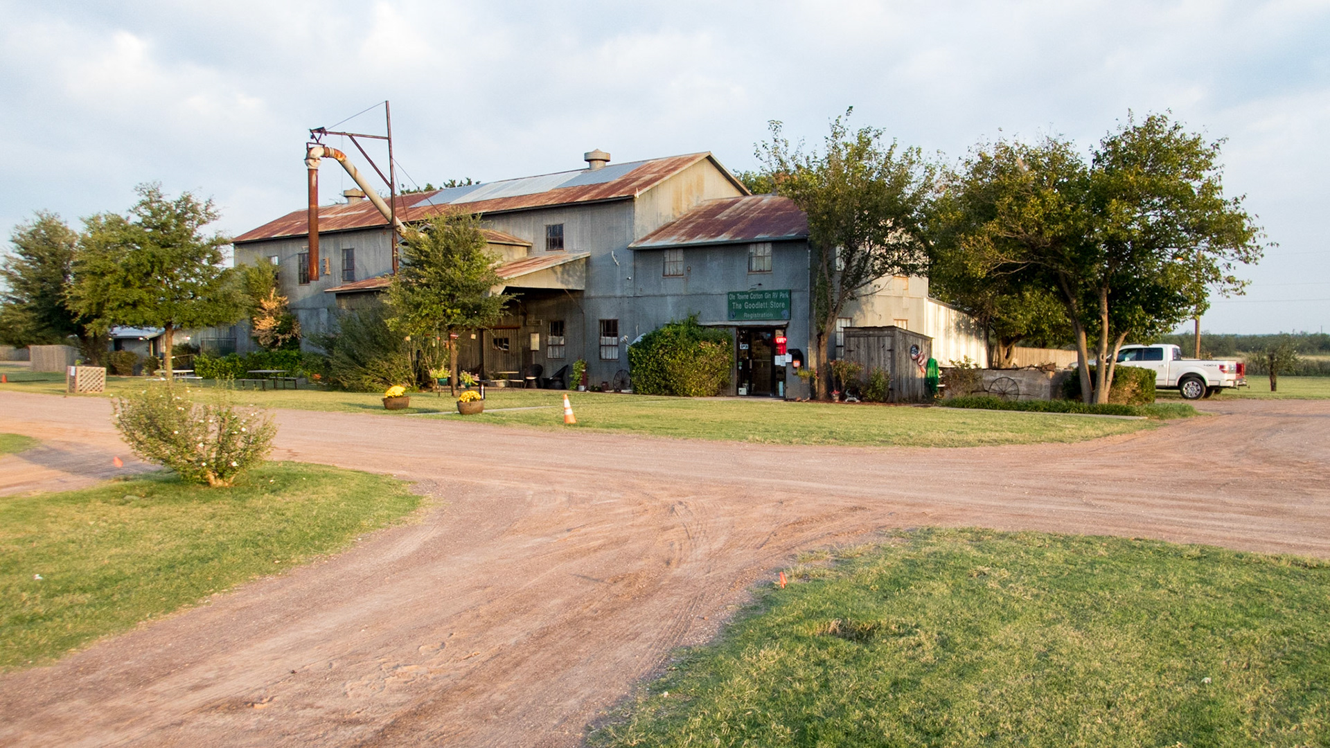 OleTowne Cotton Gin campground