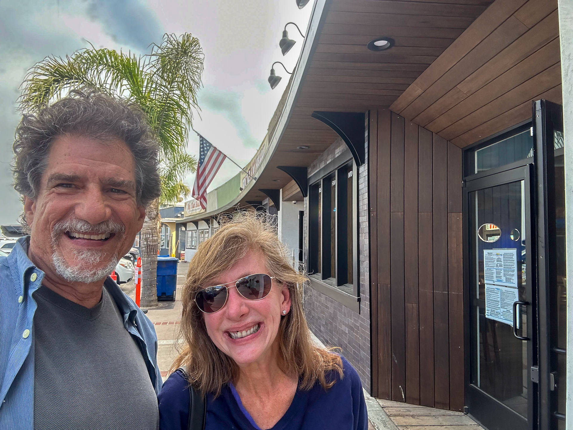 Capitola shops and restaurants