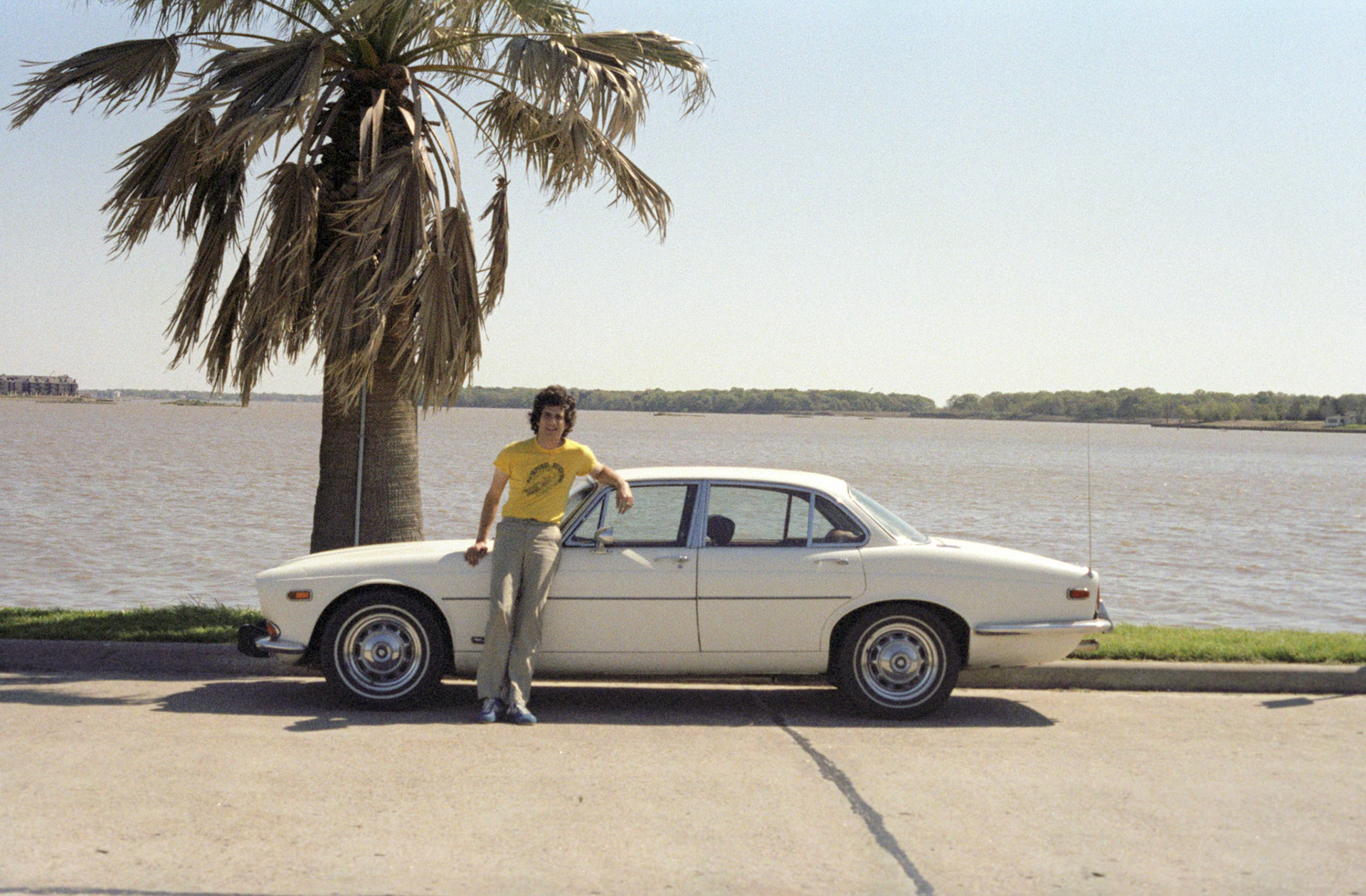 Jaguar XJ6