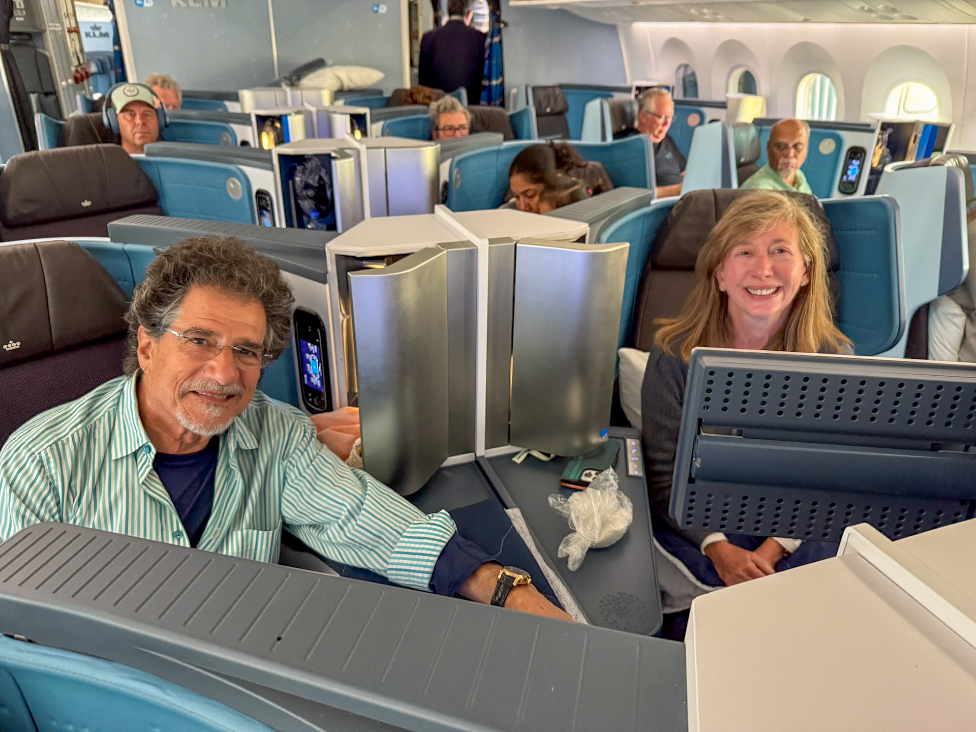 Business Class to IAH