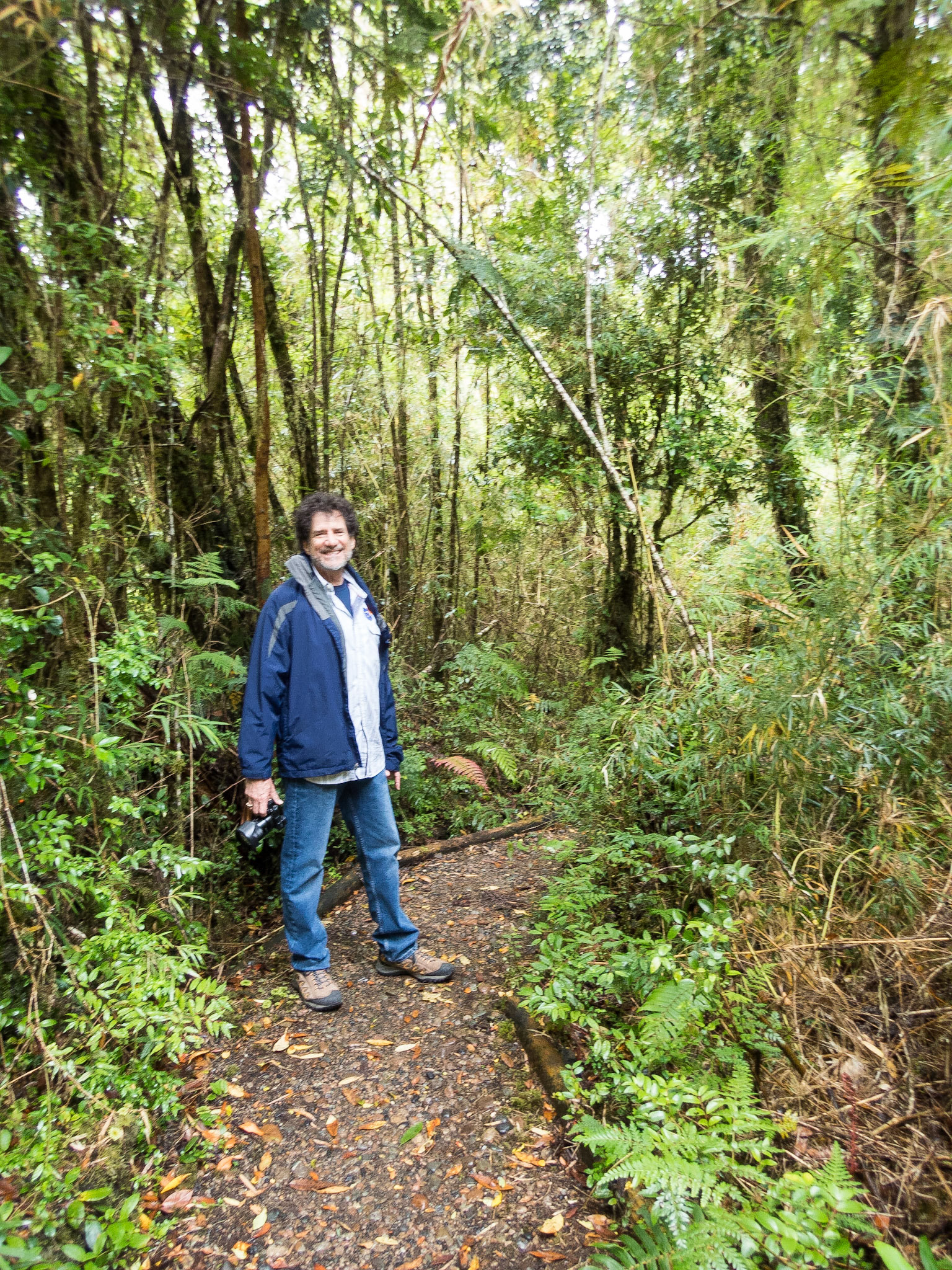 Hiking thru the Aiken del Sur park