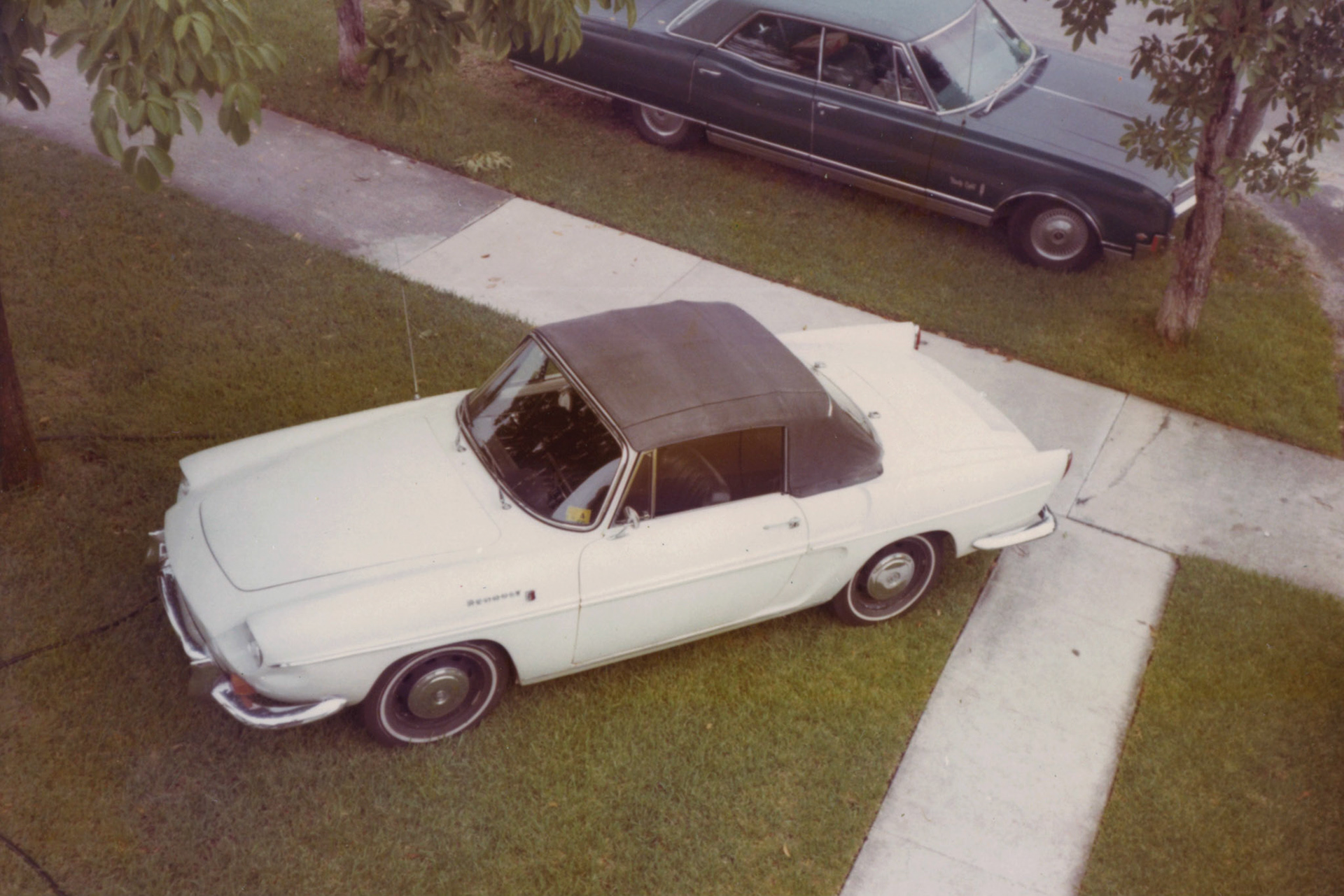 Renault Caravelle, my first car