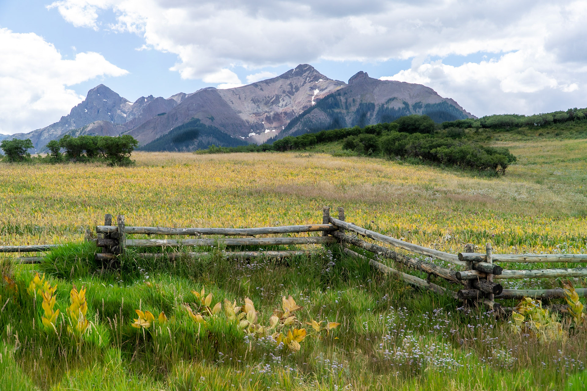 Beautiful views along Last Dollar Road