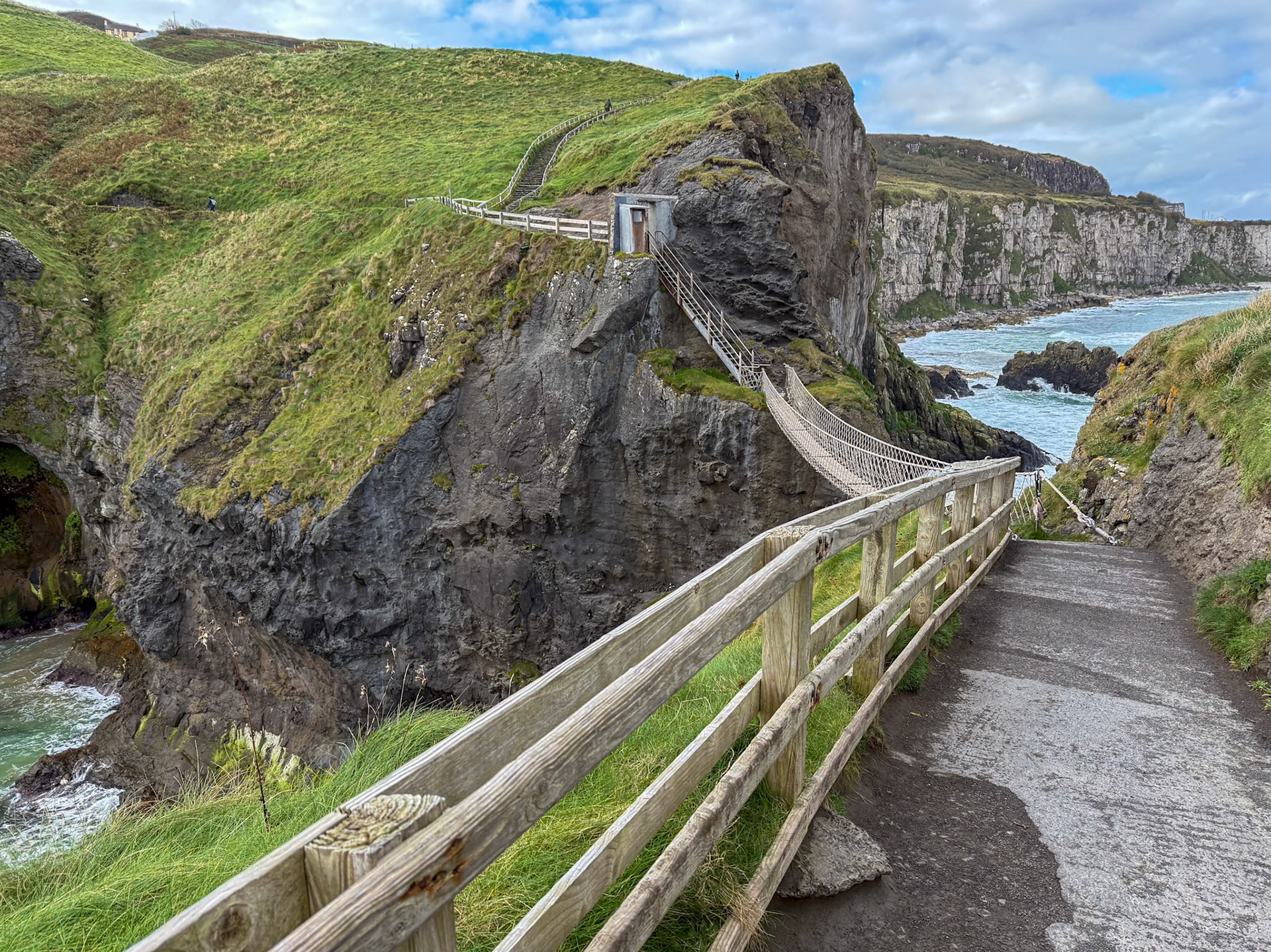 Carrick-a-Rede rope bridge