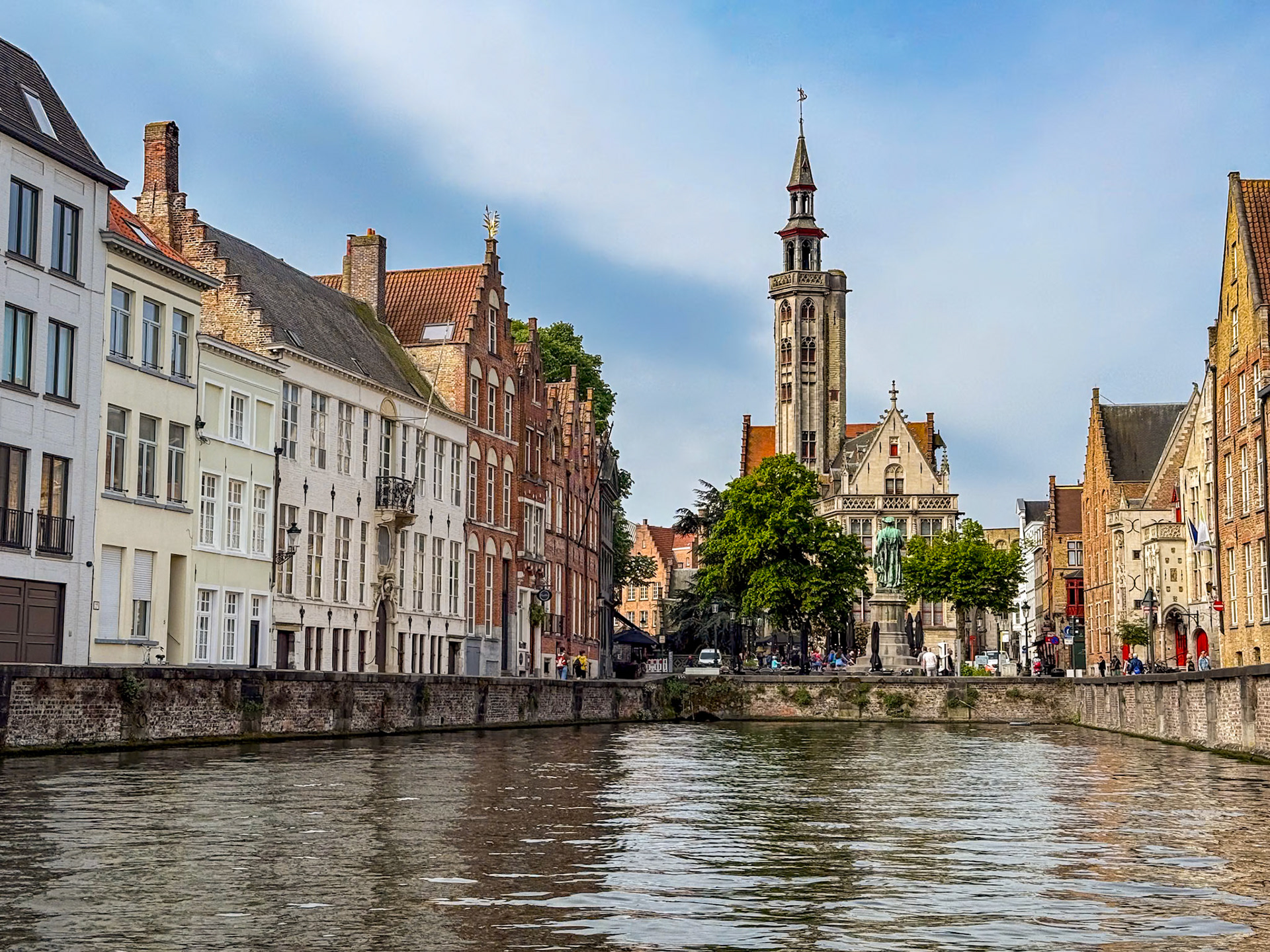 Canal tour thru Bruges