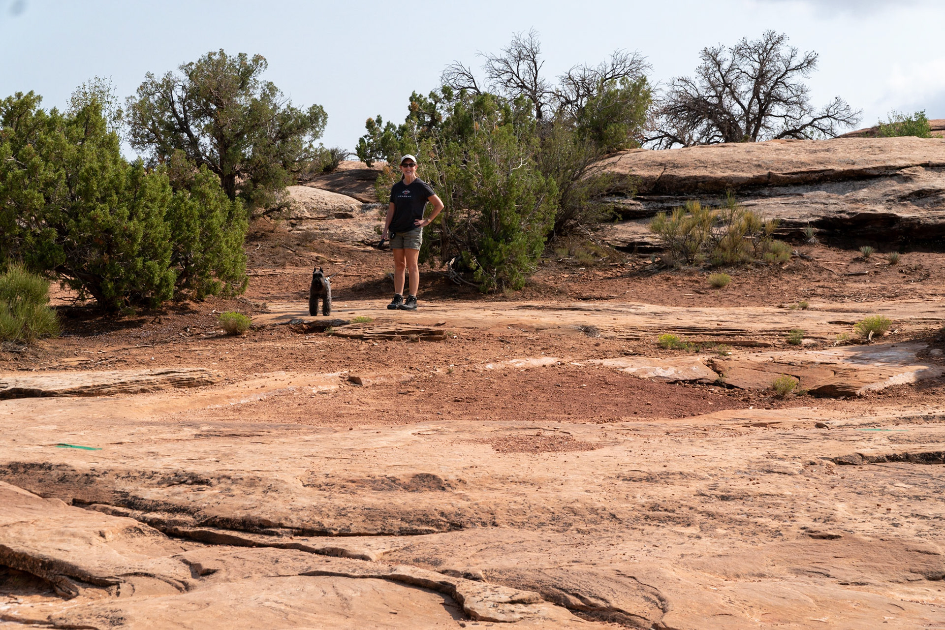 The hiking trail to Gemini Bridges