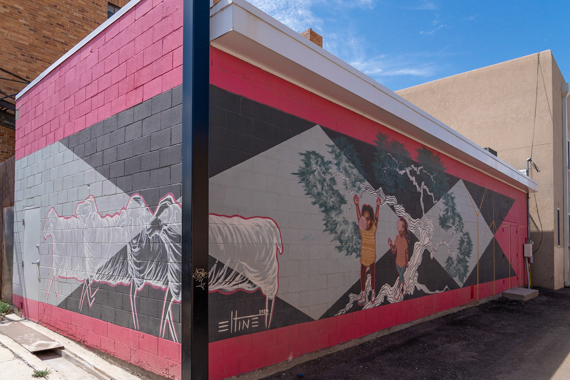 The mural walking tour in Gallup