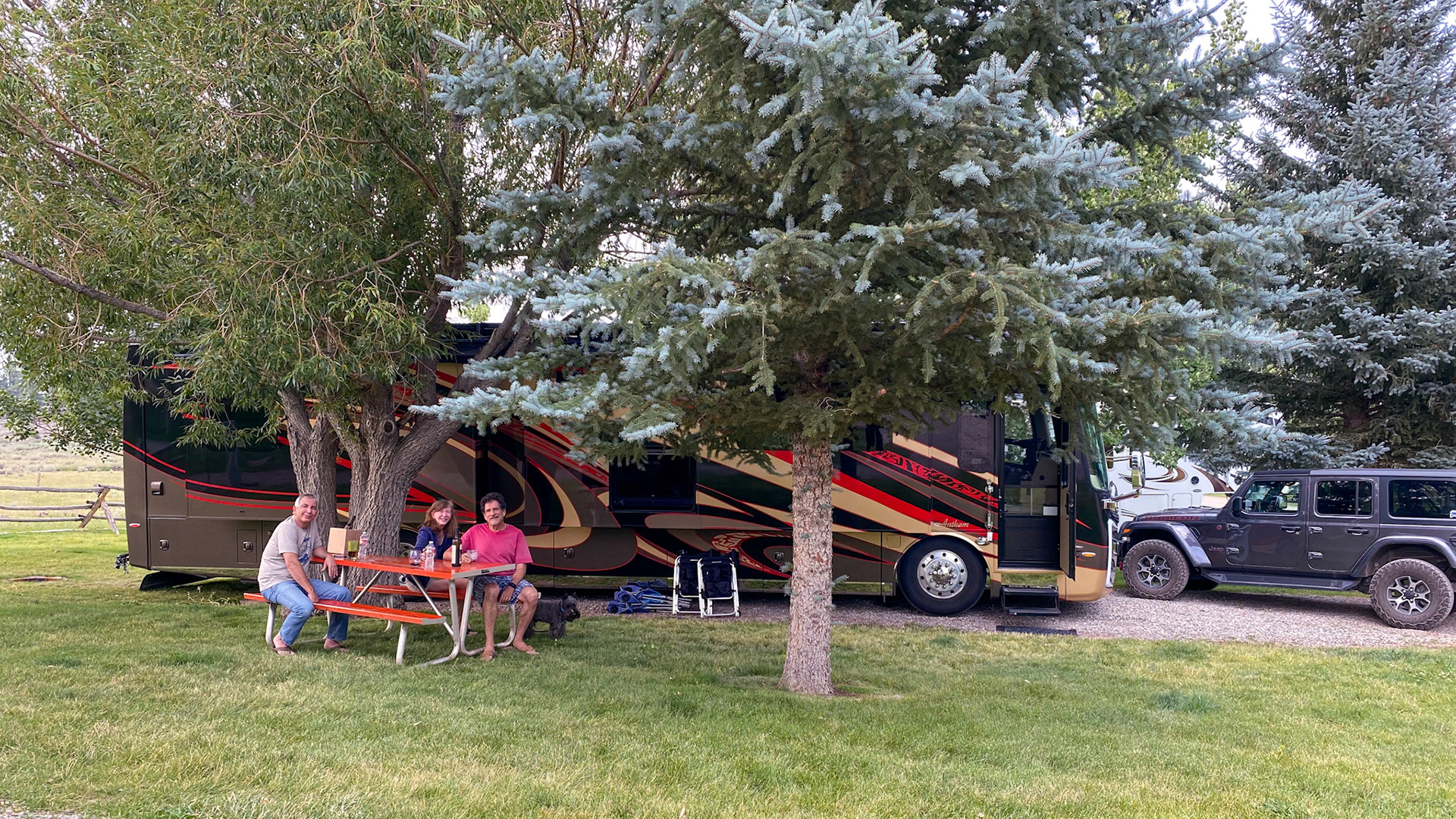 Happy hour at Flaming Gorge