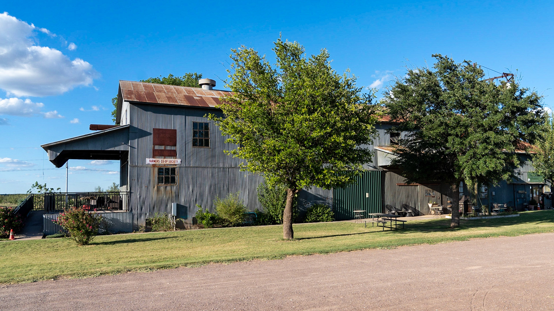 The old cotton gin at the Ole Cotton Gin campground