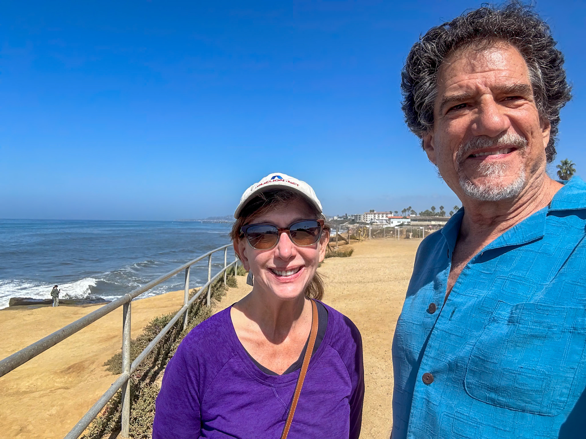 Beach overlook along Sunset Cliffs Road