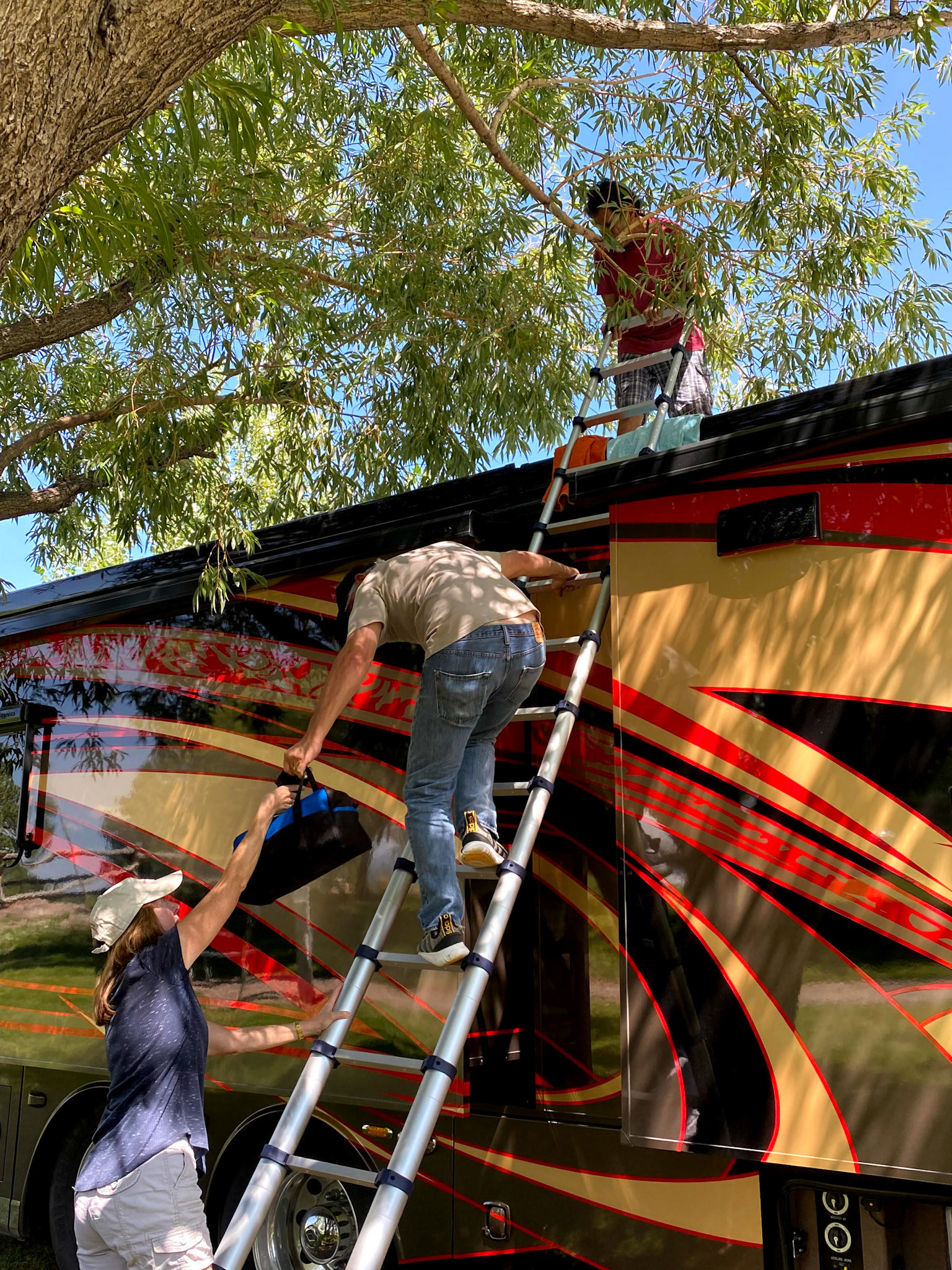 Team effort to repair the RV