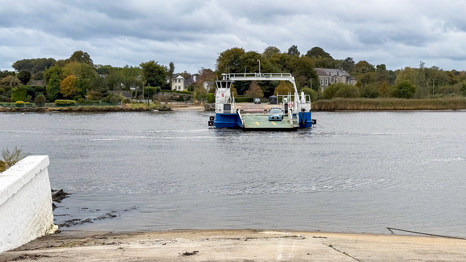 Ferry to Waterford Castle