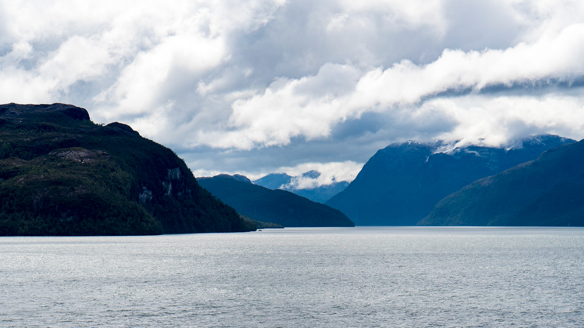 Cruising the Chilean Fjords