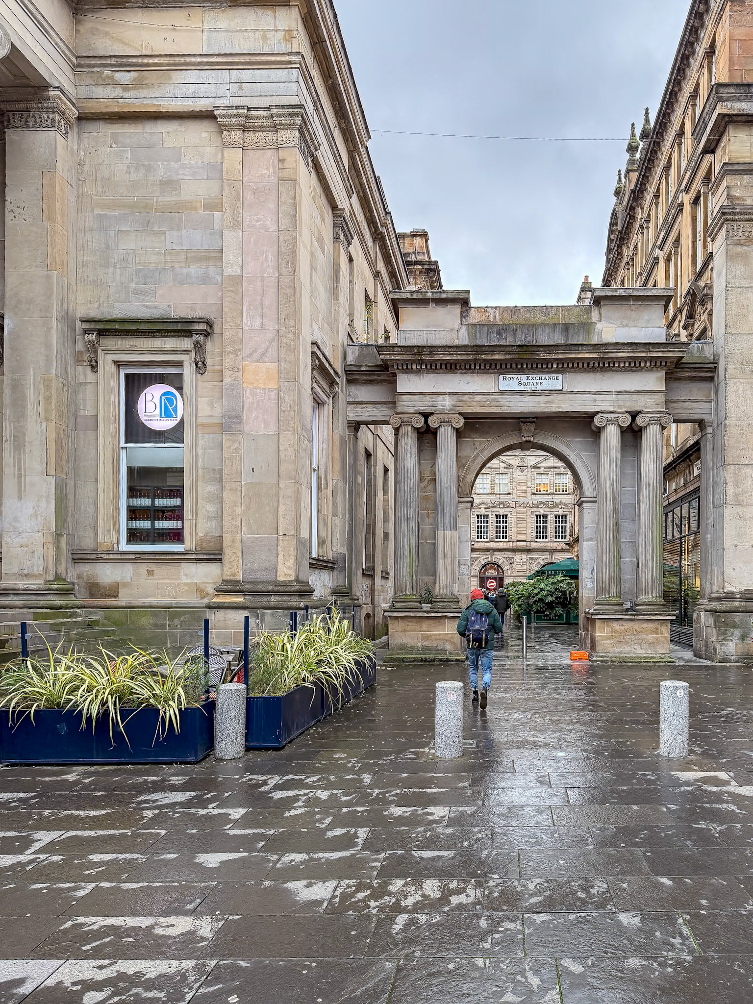 Looking for a dinner restaurant