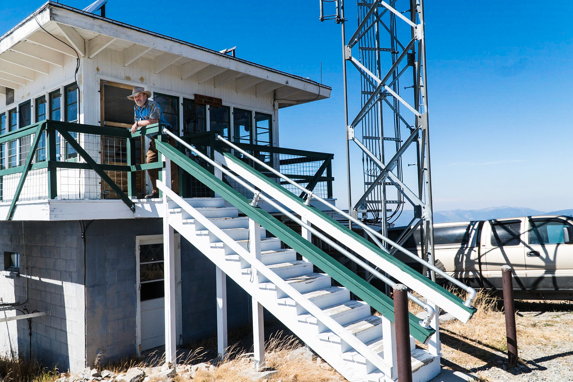 Fire lookout tower at 8600 feet