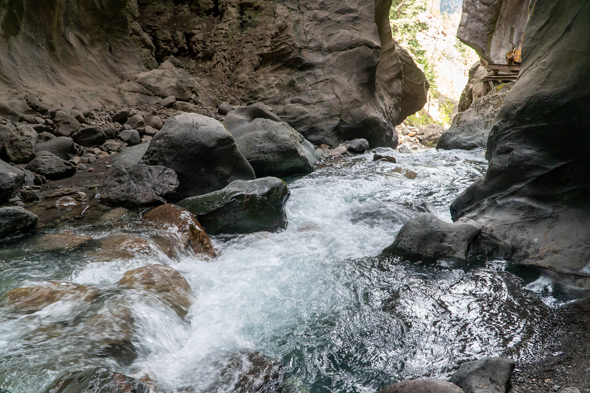Hiking in Box Canyon