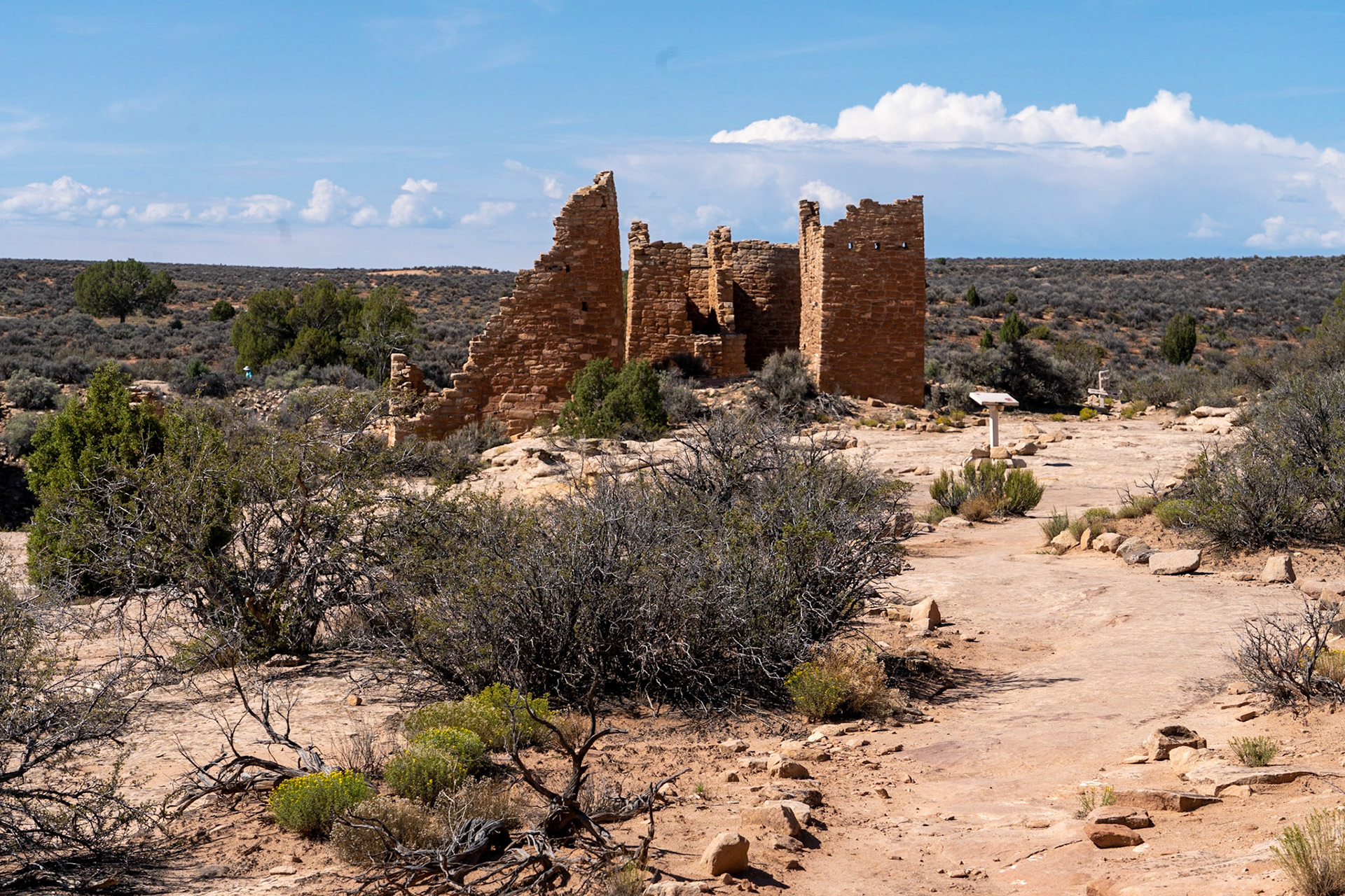 Remains of the 2 towers at Hovenweep Castle