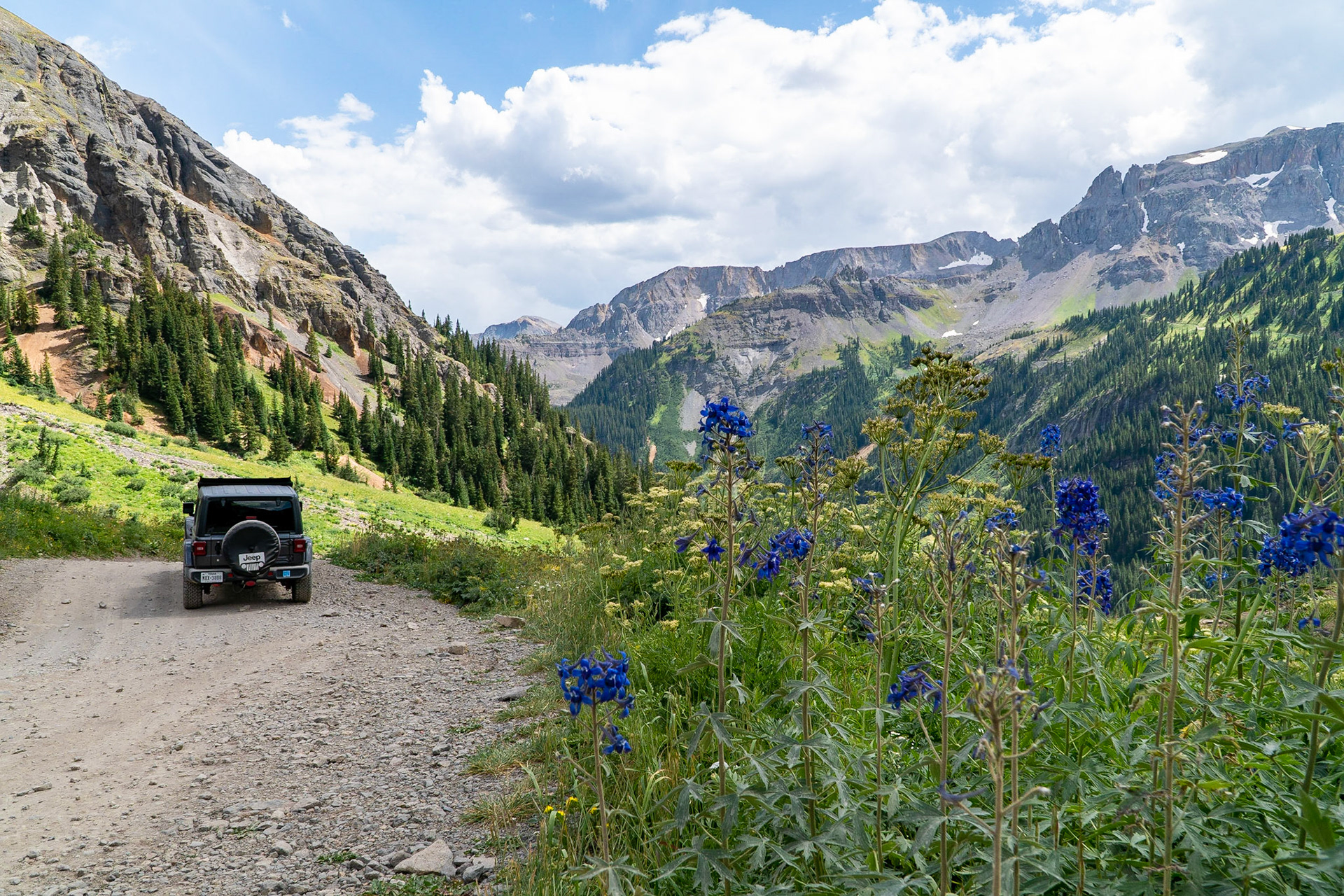 Scenic stop along Yankee Boy Trail