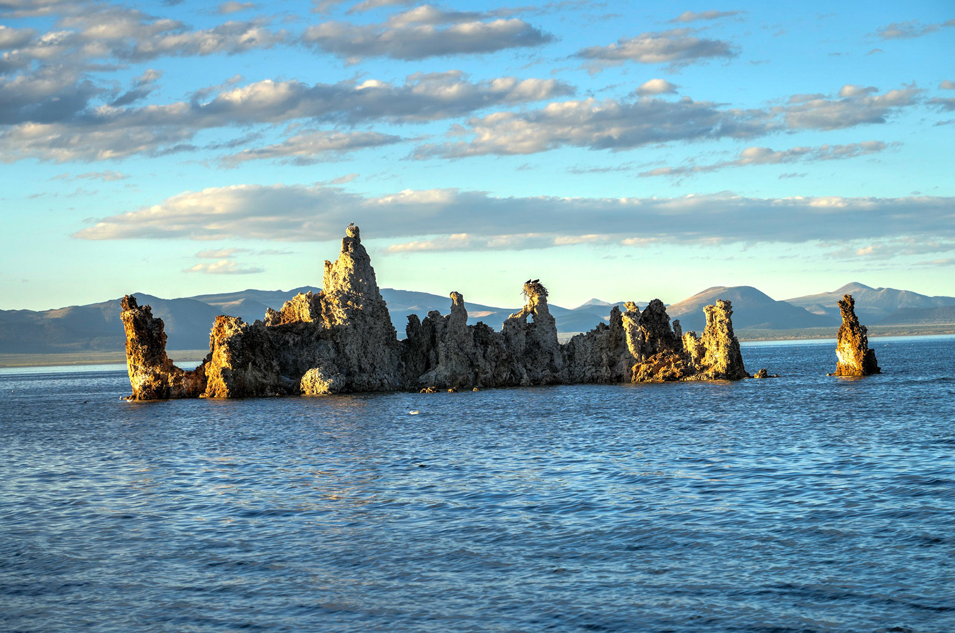 Tufas at Mono Lake