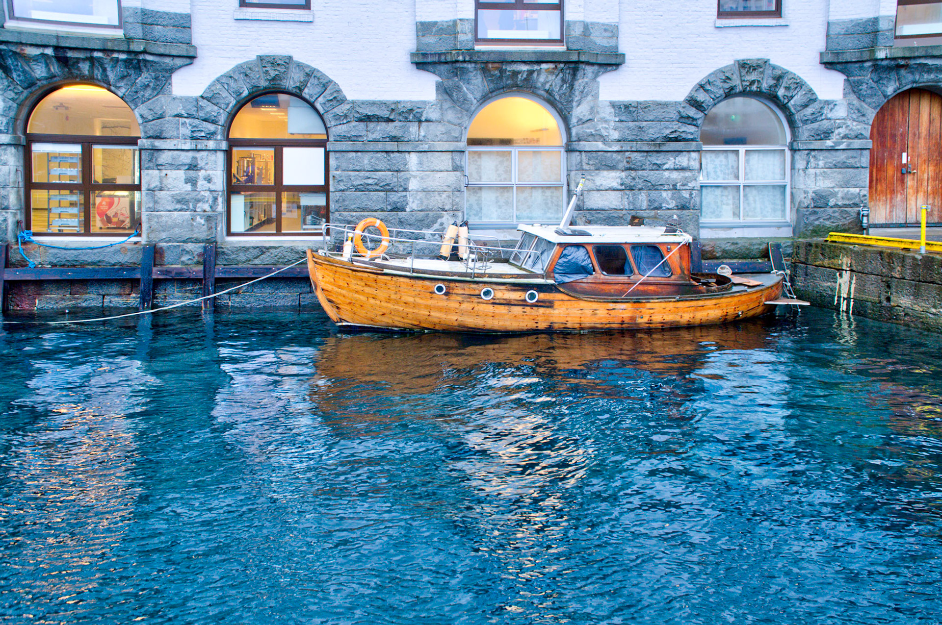Small boat in the Bergen harbor