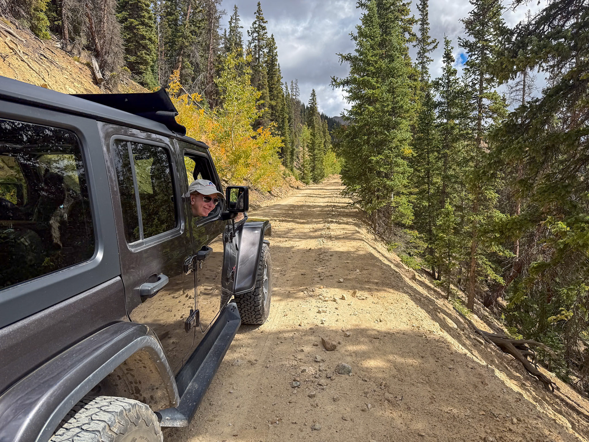 Climbing the Cumberland Pass trail