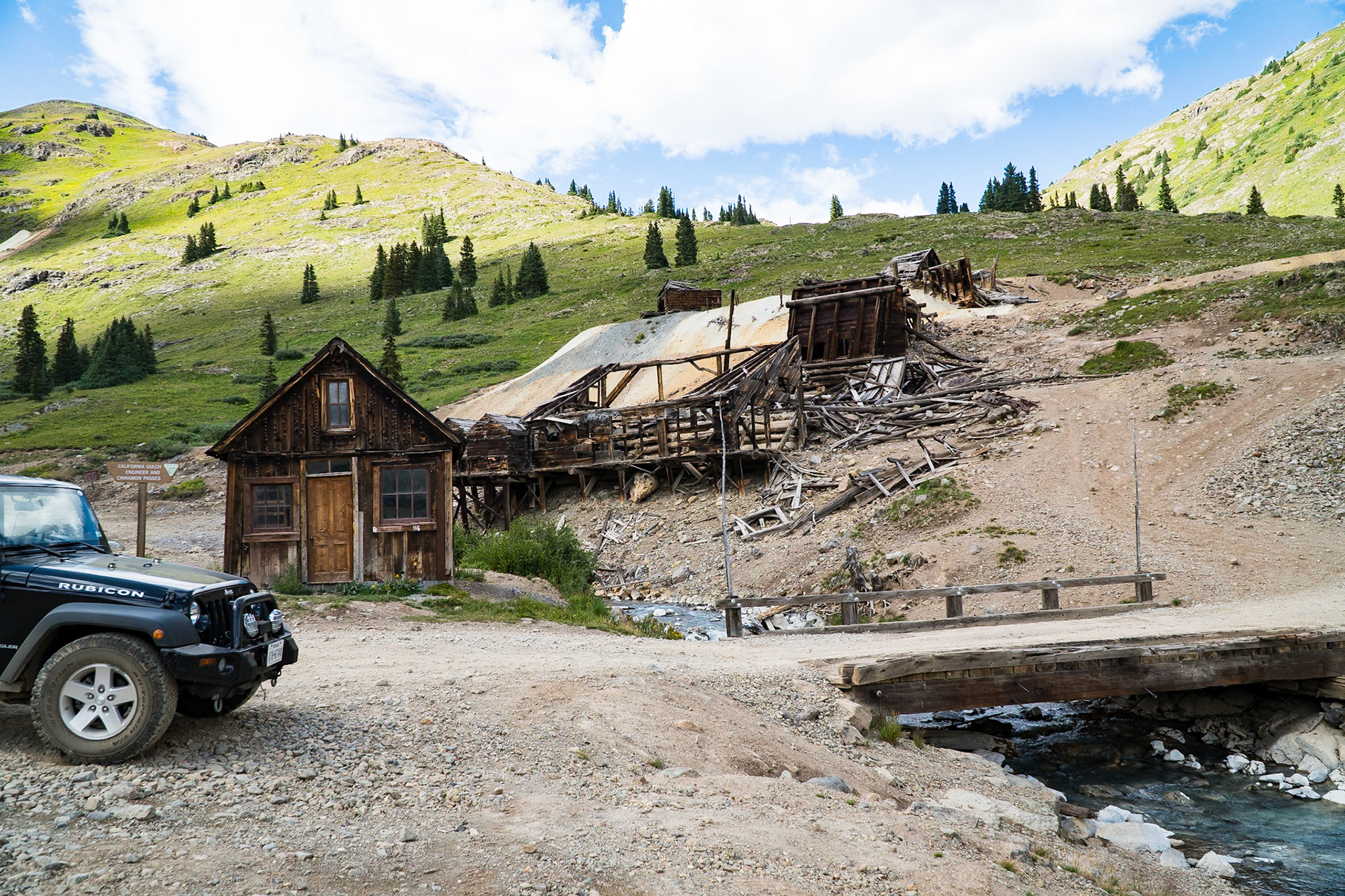 Ghost town at Animas Flats