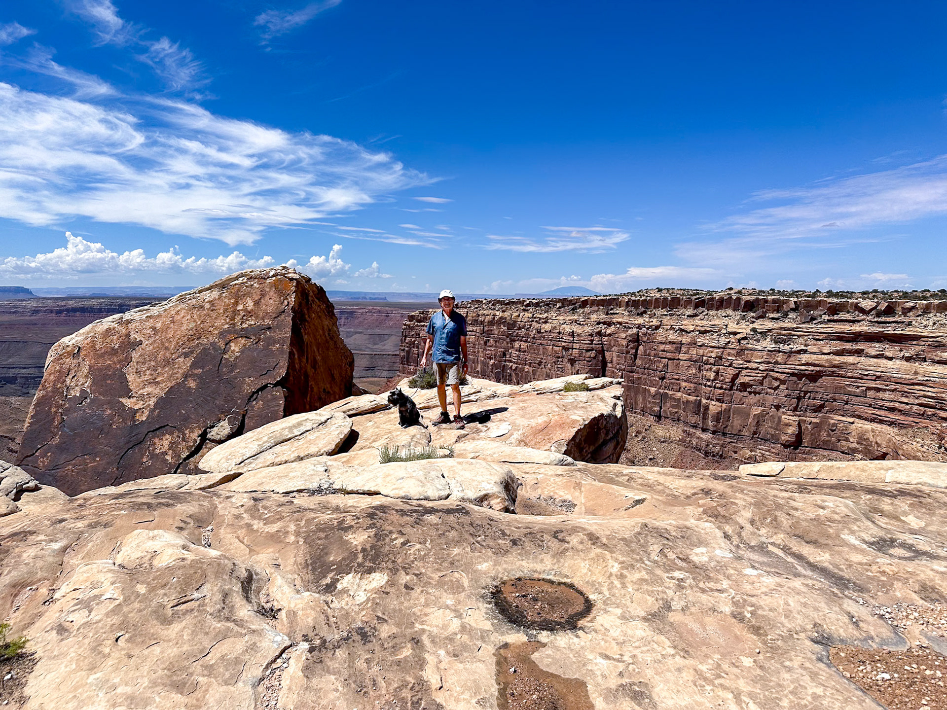 Muley Point in Glenn Canyon overlooks Monument Valley