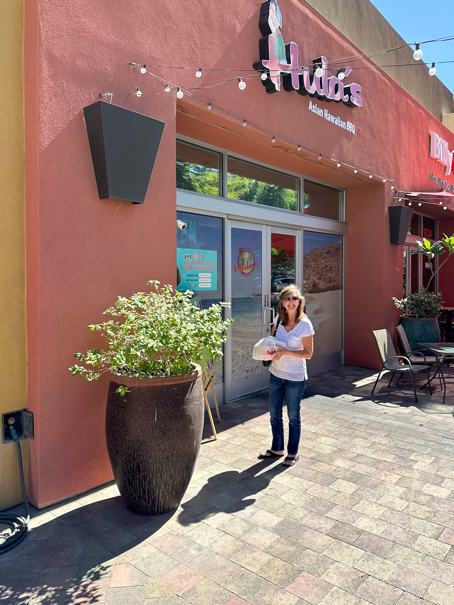 Hawaiian lunch at Hula's