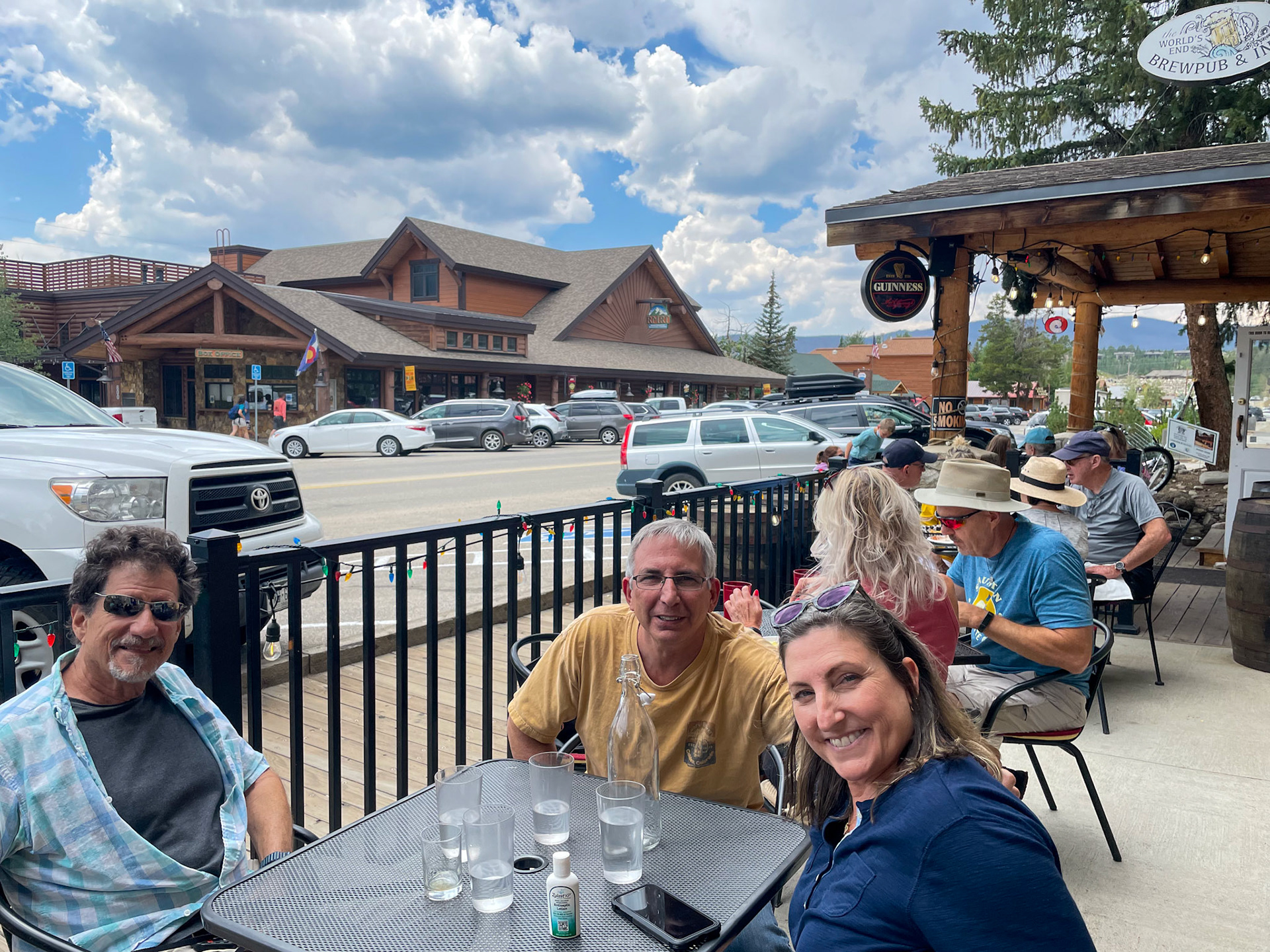 Grand Lake lunch stop