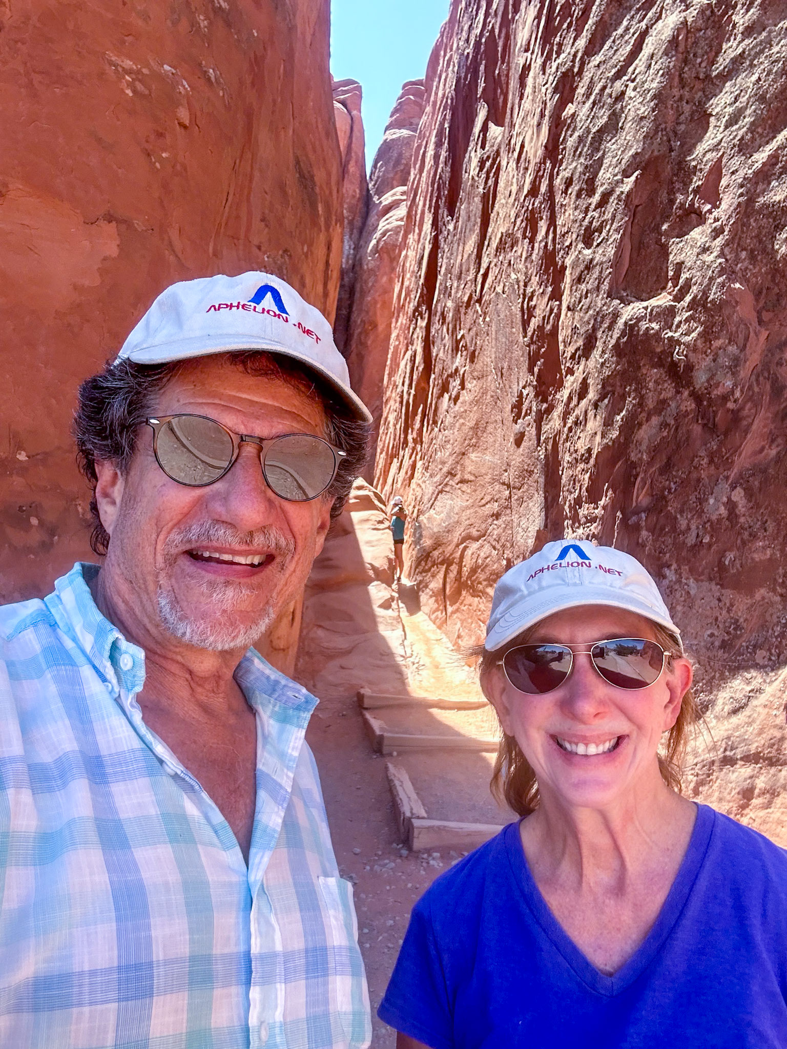 Hiking to Sand Dune Arch
