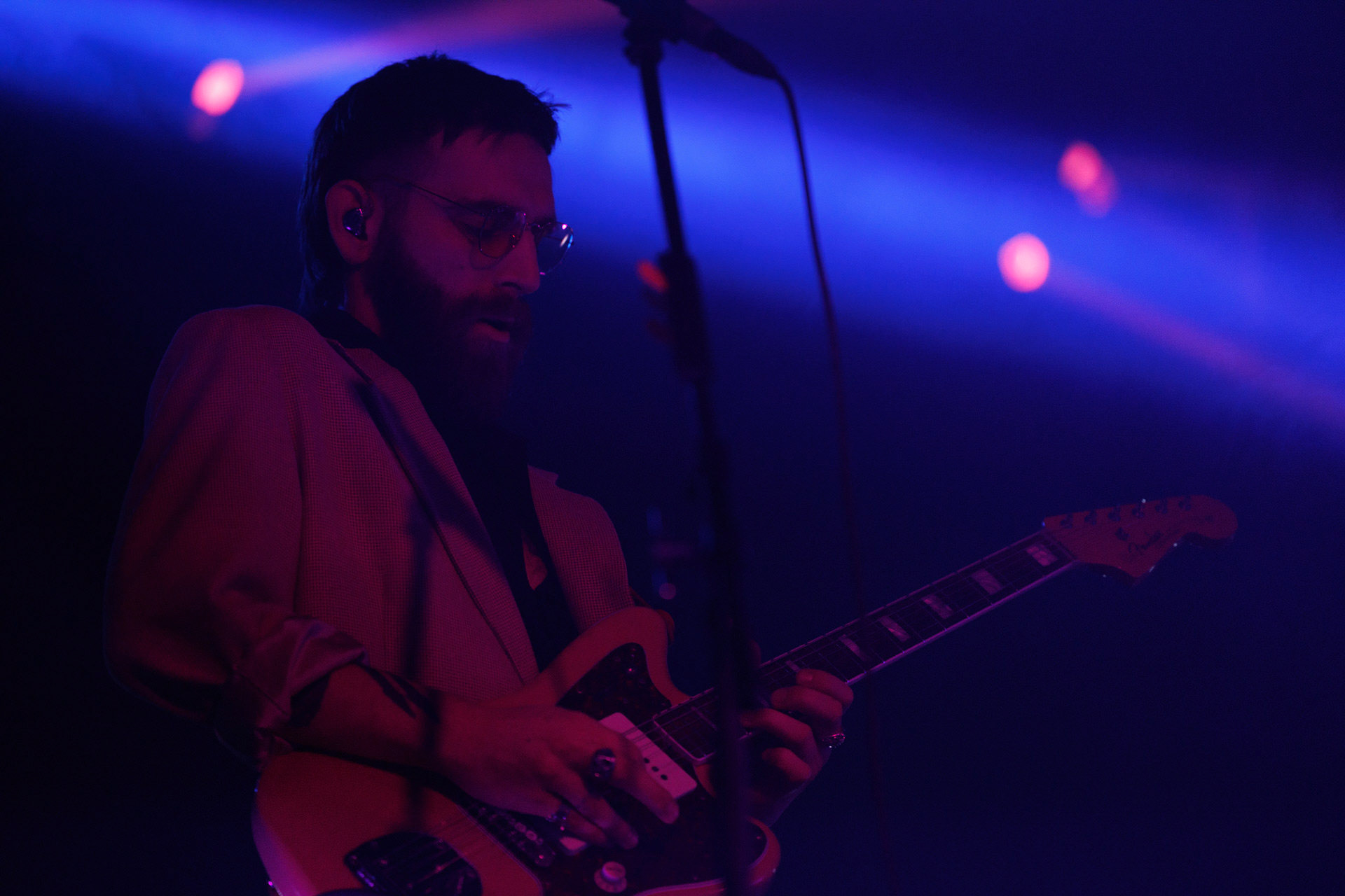 18.12.2021 Karas Rogucki - koncert klub Stodoła - Warszawan/z Piotr Rogucki - wokal gitara,n/z Kuba Karas - wokal bass,n/z Wiktoria Jakubowska - perkusja,n/z Kamil Holden Kryszak - gitara,Alternatywny pop, Kayax, Ostatni bastion romantyzmu, fot. Andrzej Wasilkiewicz/Reporter