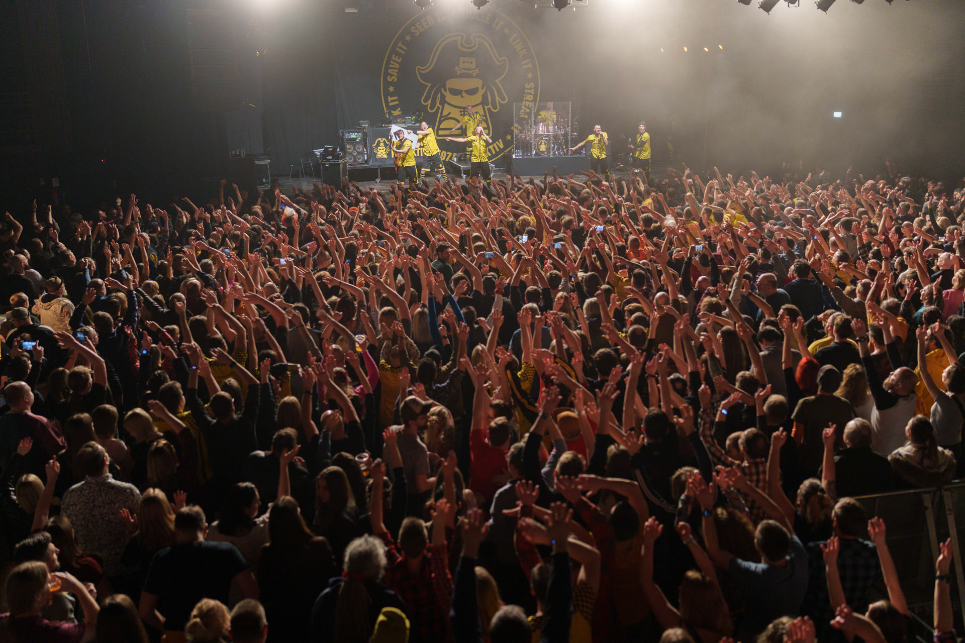 9.02.23 DUBIOZA KOLEKTIV - bosniacka grupa muzyczna, grajaca reggae, dub i rock. - Warszawa Progresja. Winiary Bookings.Fot. Andrzej Wasilkiewicz/Reporter