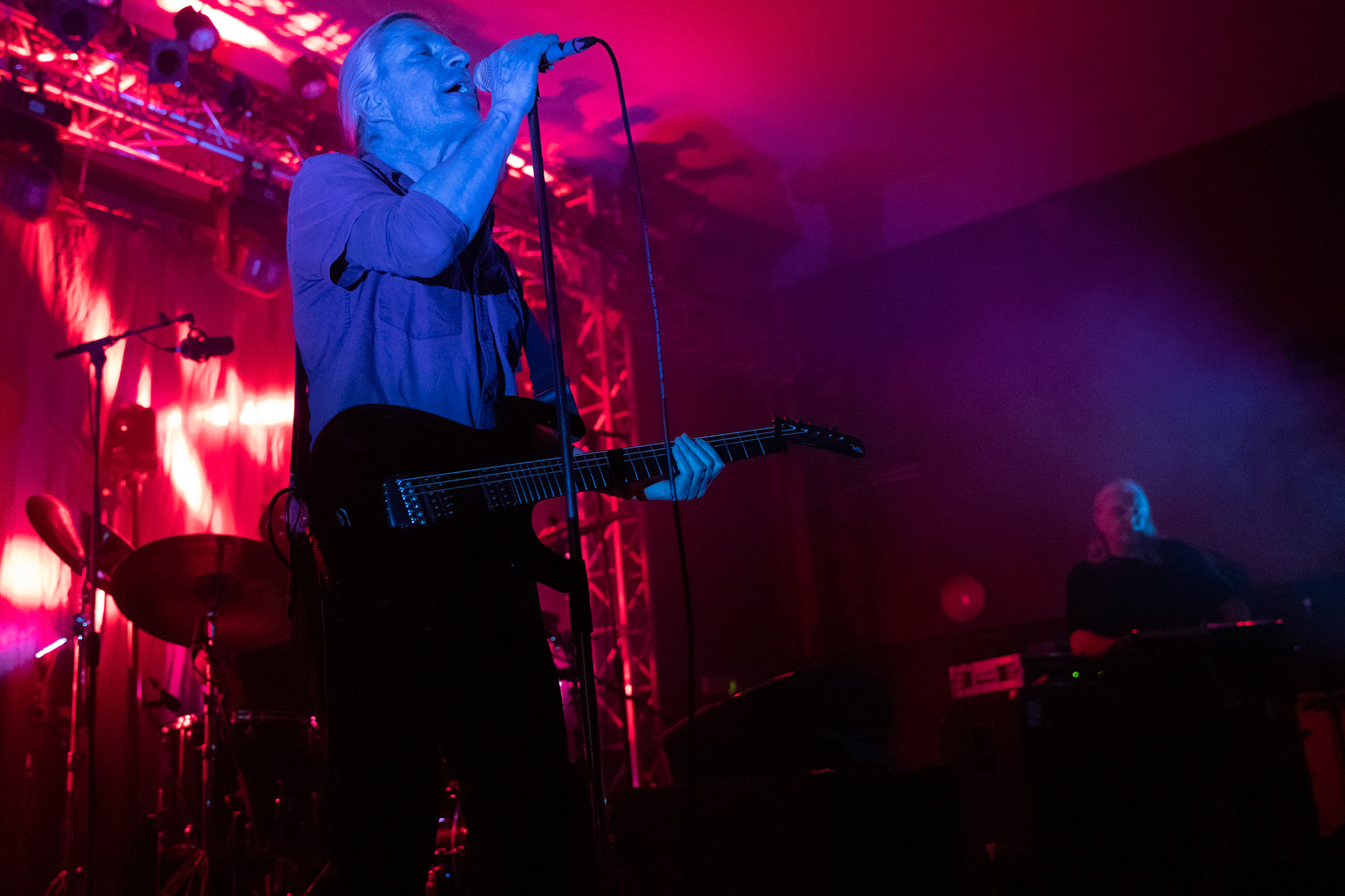 2.04.2019 THE YOUNG GODS (Szwajcaria) industrial, alternatywny rock, noise, ambient
Franz Treichler / Franz Muse, vocals, sampler, computer, guitars.
Cesare Pizzi sampler, computer.
Bernard Trontin drums, electronics.
Klub Kwadrat,
Knock Out Productions.